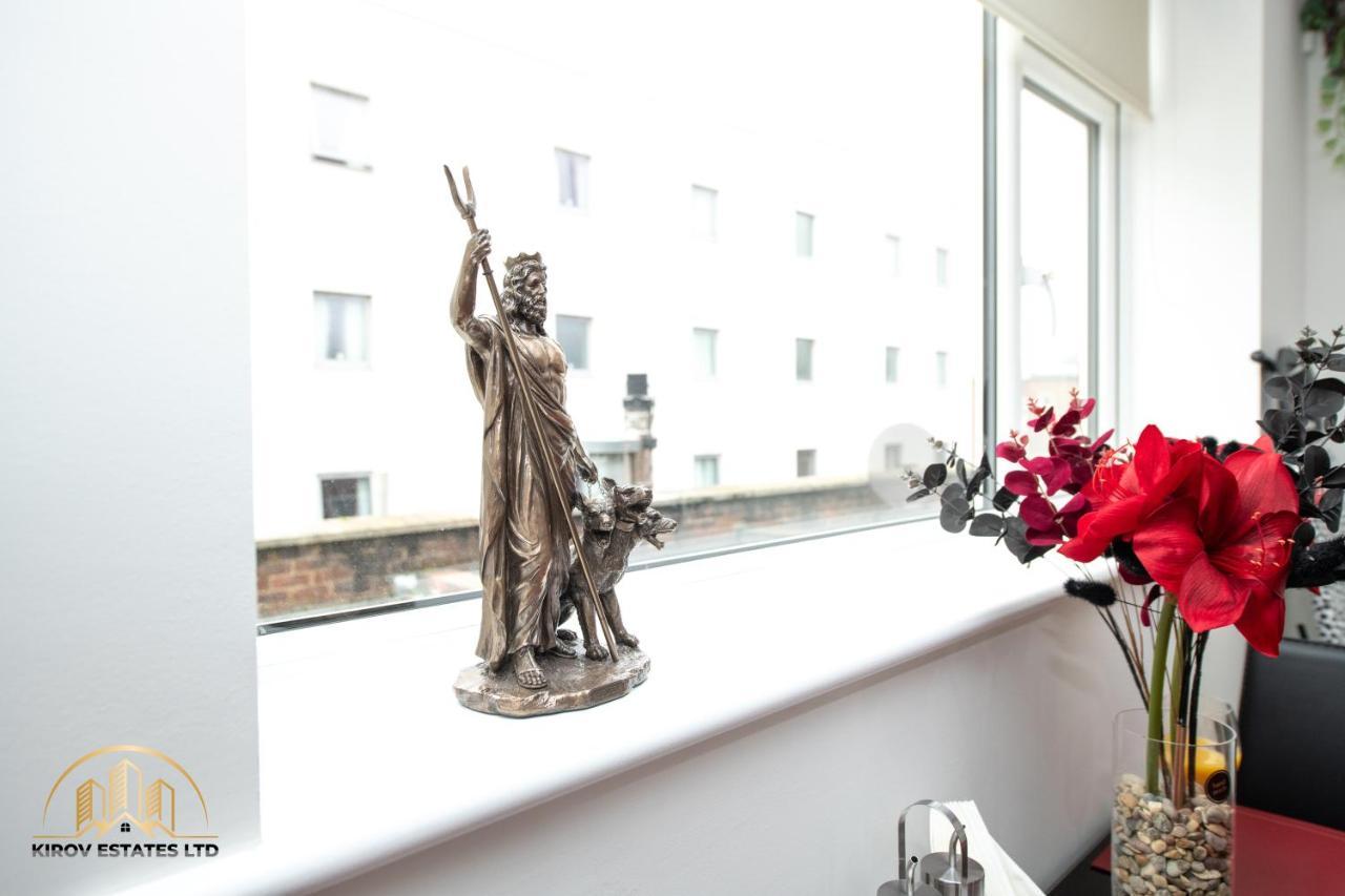 Hades Apartment - The Soul Of Town เซาธ์แธมป์ตัน ภายนอก รูปภาพ